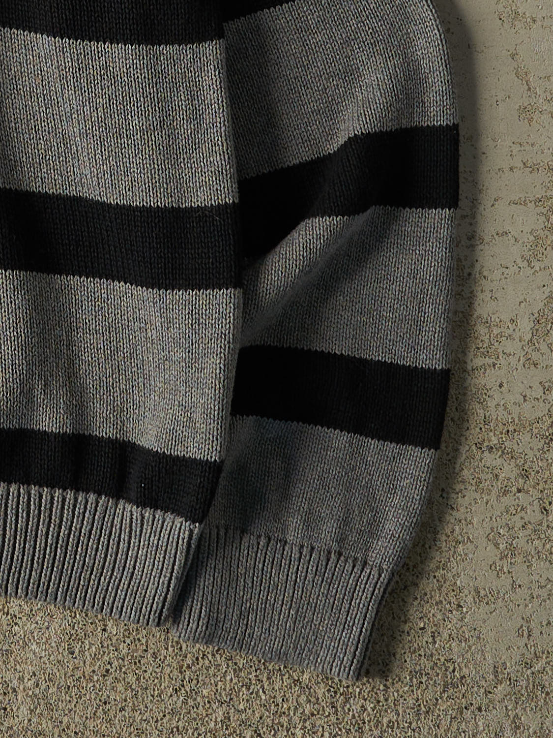 Vintage Y2K Grey Chaps Embroidered Striped Knit (XL/XXL)