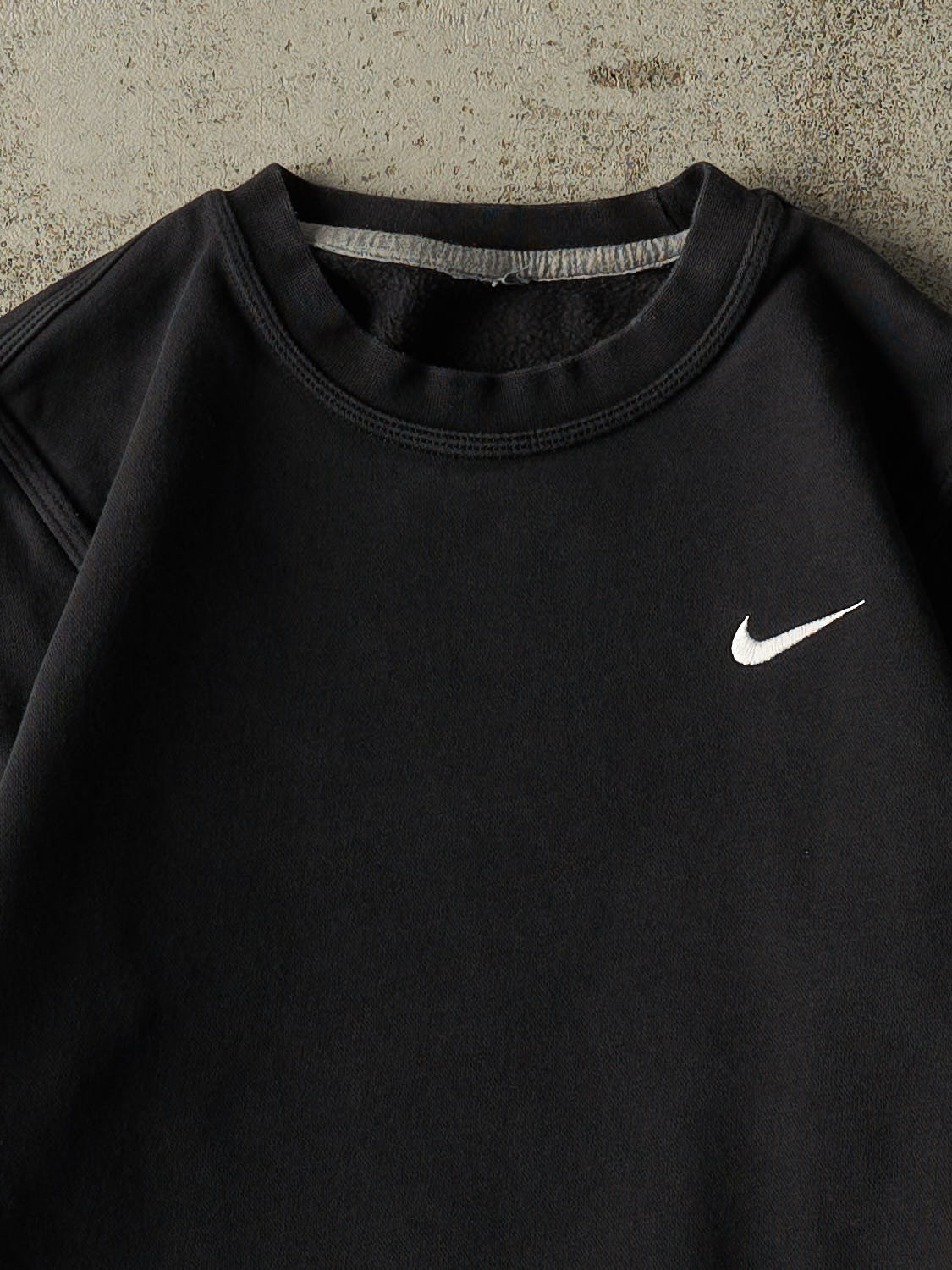 Vintage Y2K Black Nike Embroidered Crewneck (S)