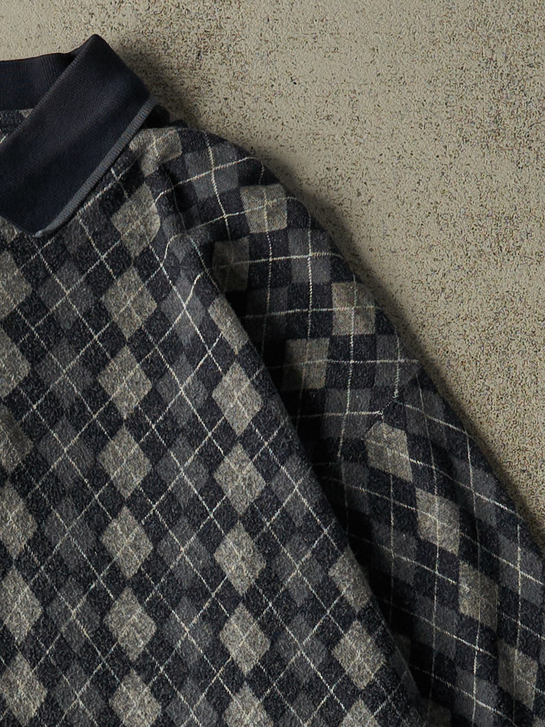 Vintage 90s Navy Blue Quarter Button Patterned Long Sleeve (L/XL)