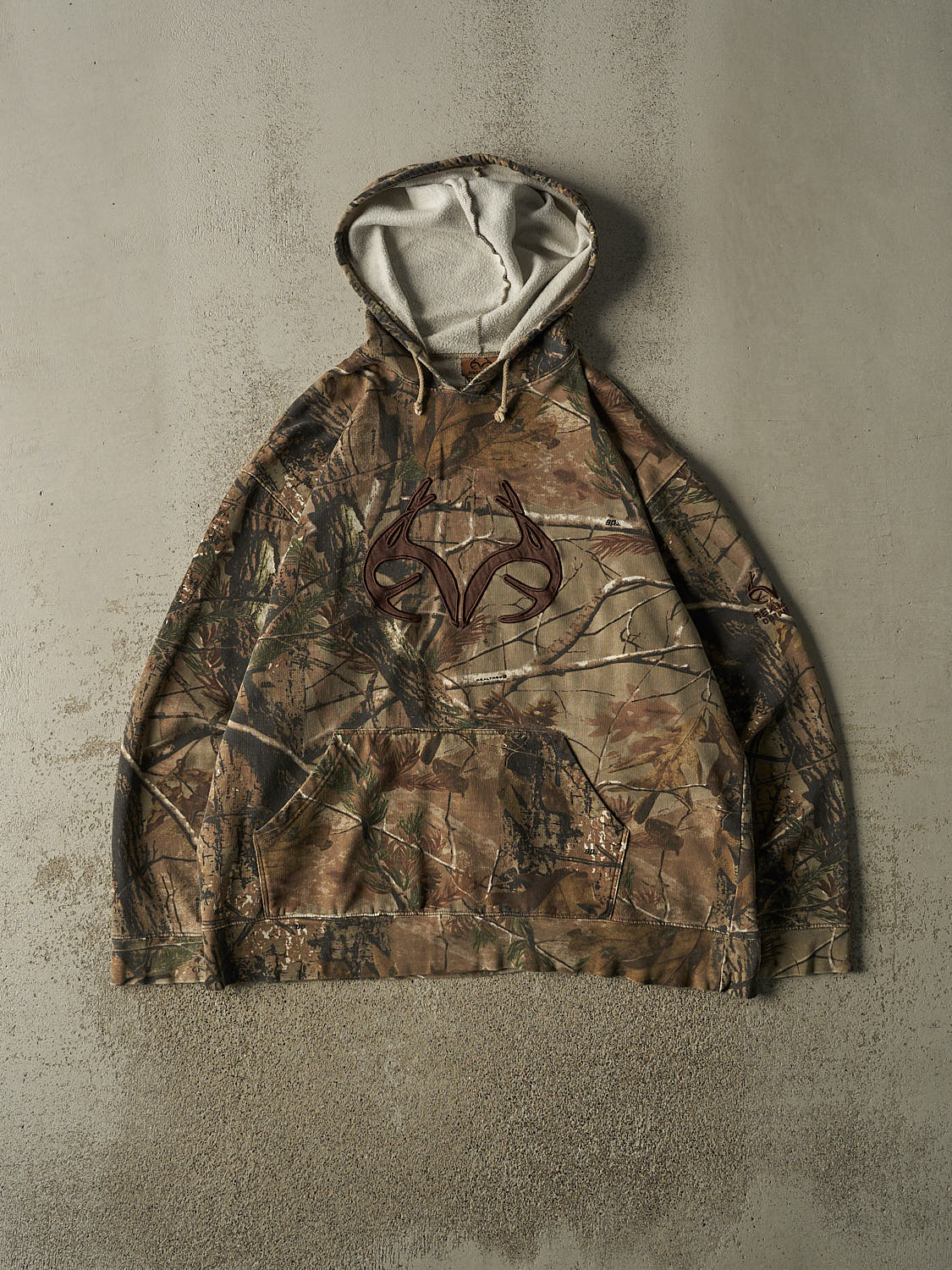 Vintage Y2K Camo Realtree Embroidered Logo Hoodie (XL/XXL)