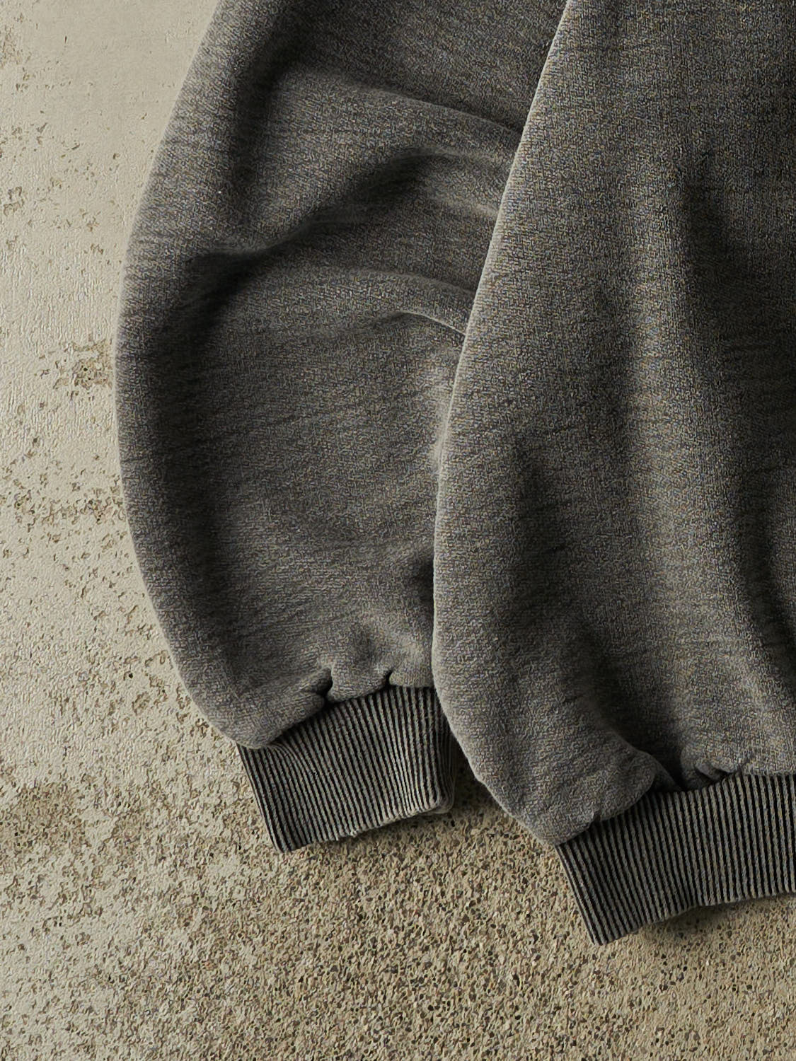 Vintage Y2K Washed Grey Wind River Blank Crewneck (XL)
