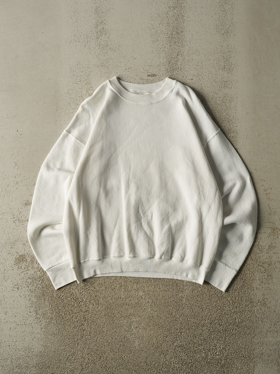 Vintage 90s White Blank Crewneck (L)