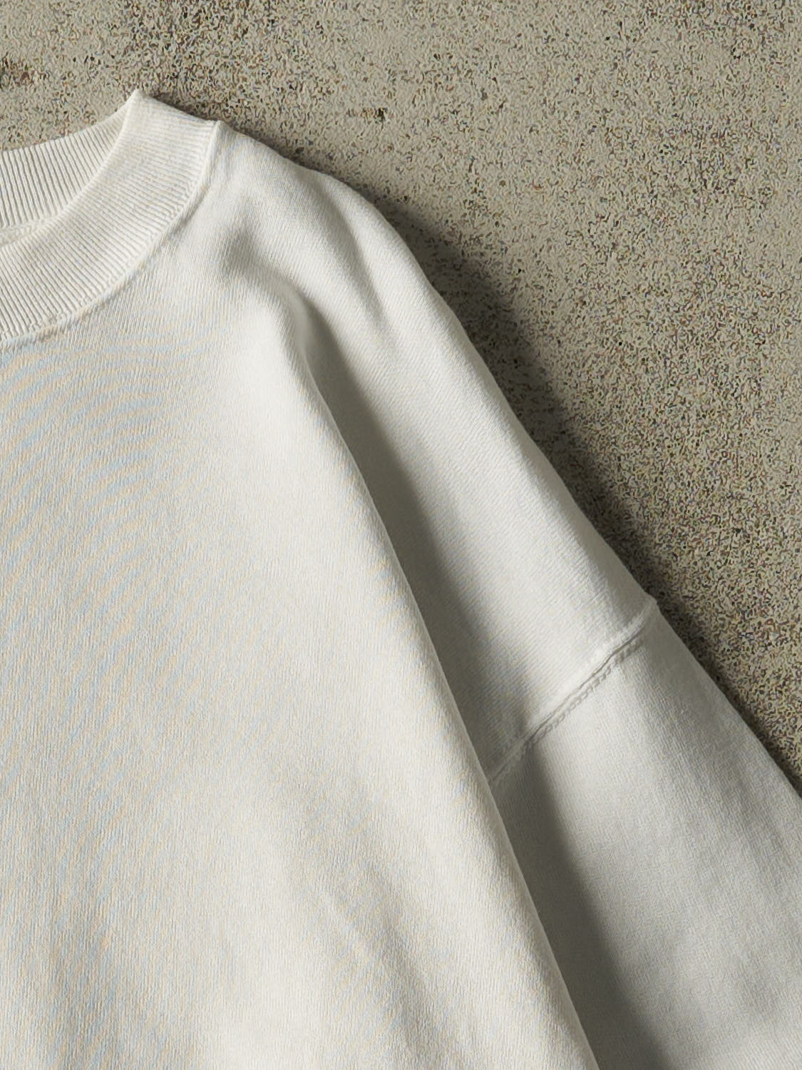Vintage 90s White Blank Crewneck (L)