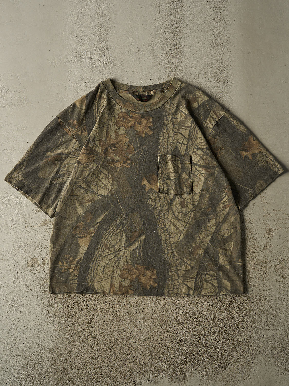 Vintage 90s Camo Realtree Single Stitch Pocket Tee (XXL)