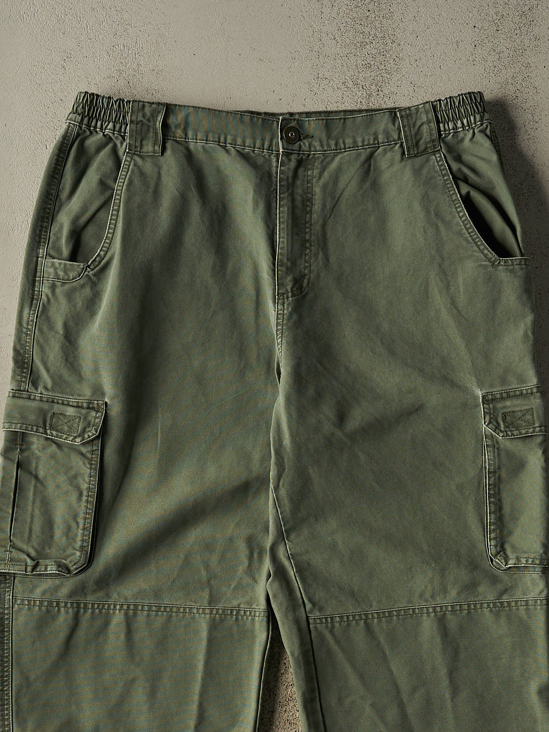Vintage Y2K Green Cabela's Cargo Pants (36x30)