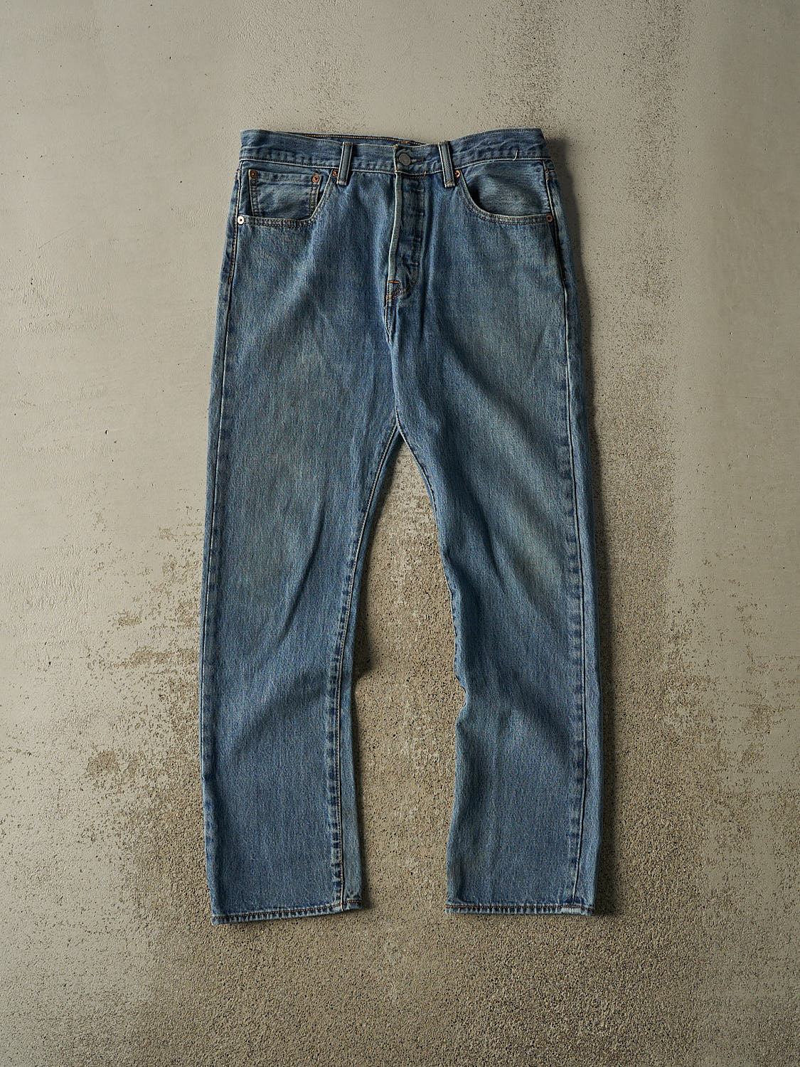 Vintage 90s Mid Wash Levi's 501 Jeans (32x30)