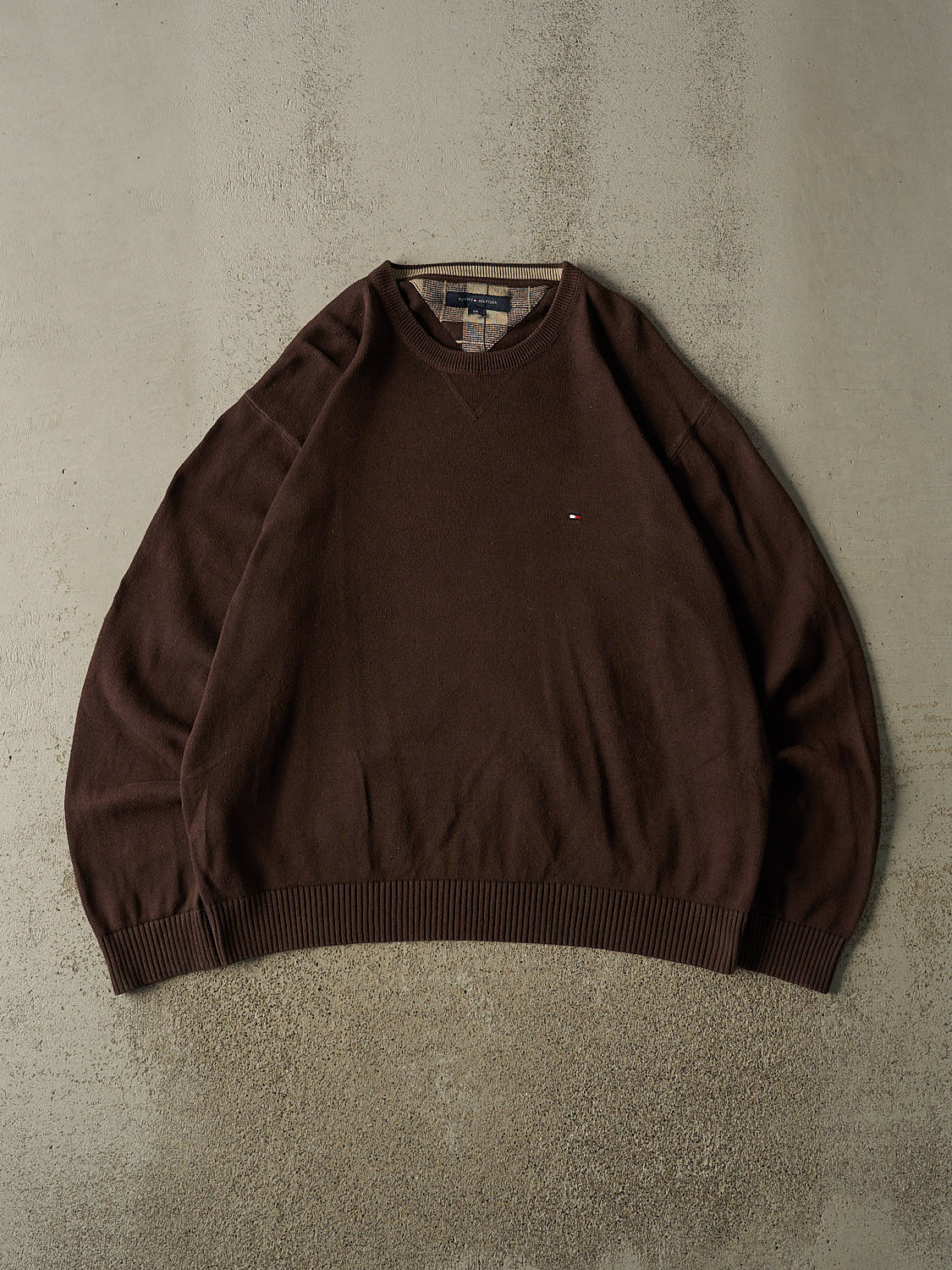 Vintage Y2K Brown Tommy Hilfiger Embroidered Knit (XL/XXL)