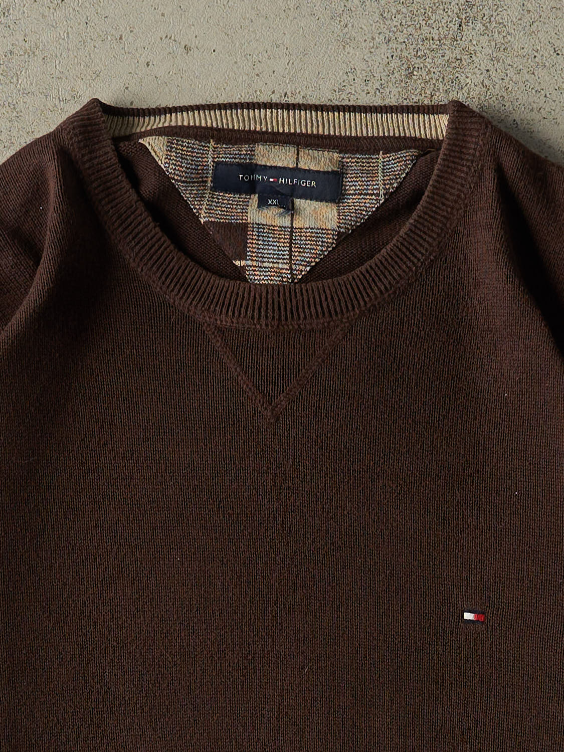 Vintage Y2K Brown Tommy Hilfiger Embroidered Knit (XL/XXL)