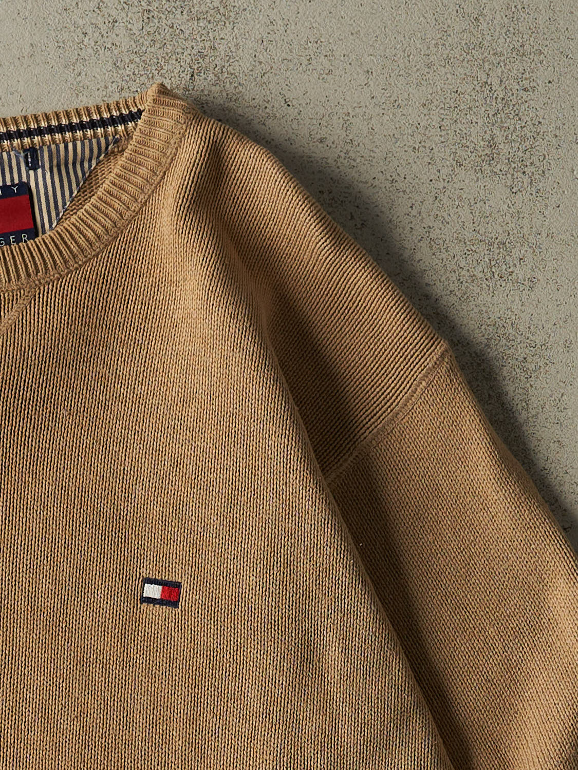 Vintage 90s Beige Tommy Hilfiger Embroidered Knit (XL)