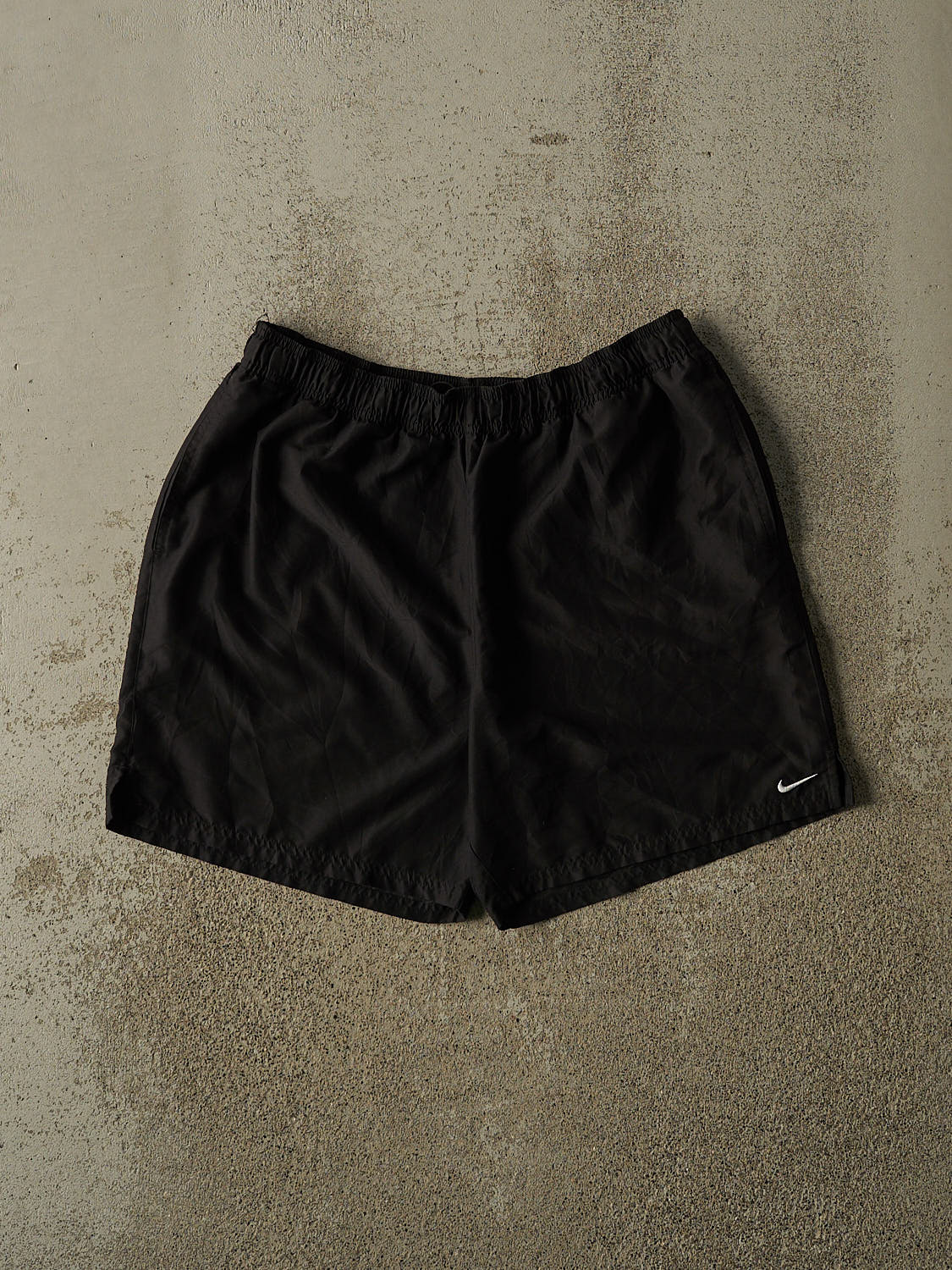Vintage Y2K Black Nike Track Shorts (32x7)
