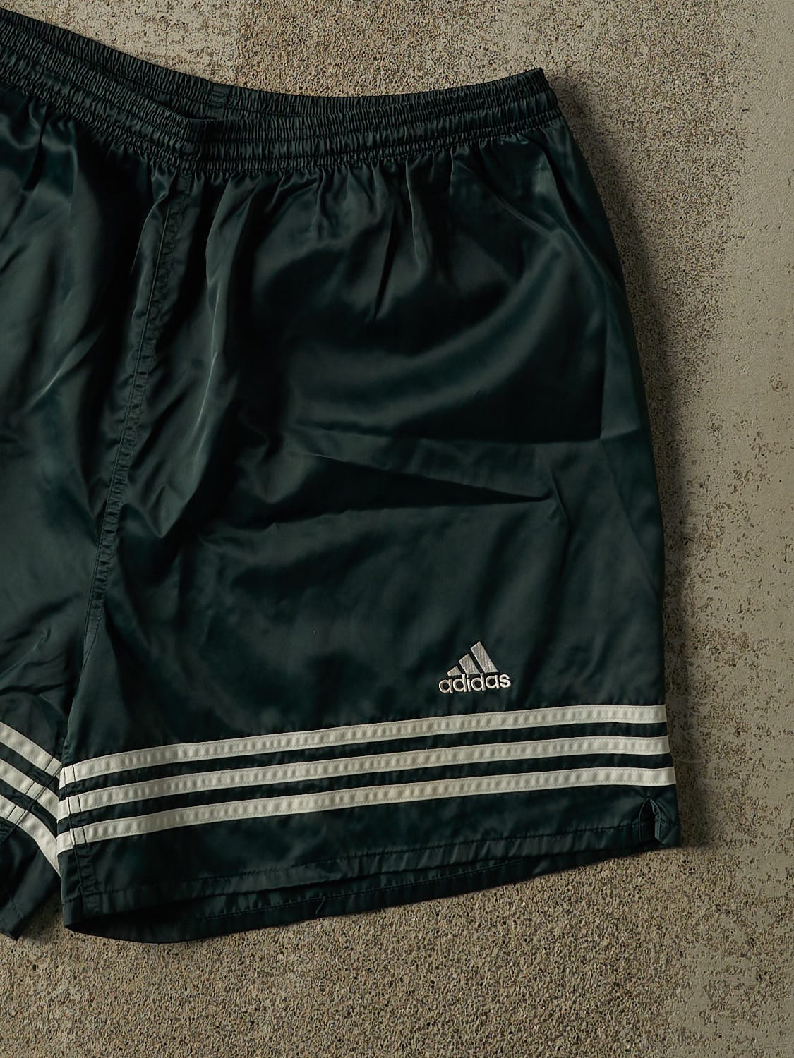 Vintage 90s Green Adidas Track Shorts (33x6)