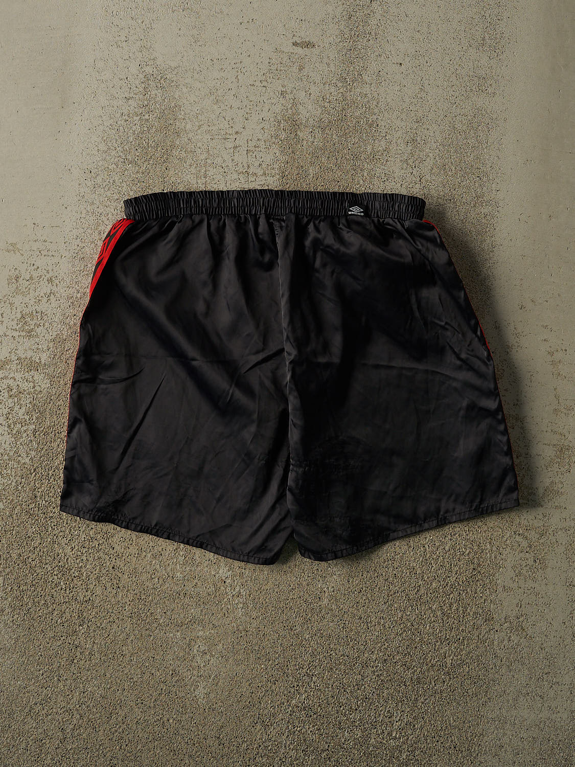 Vintage 90s Black Umbro Track Shorts (33x6)
