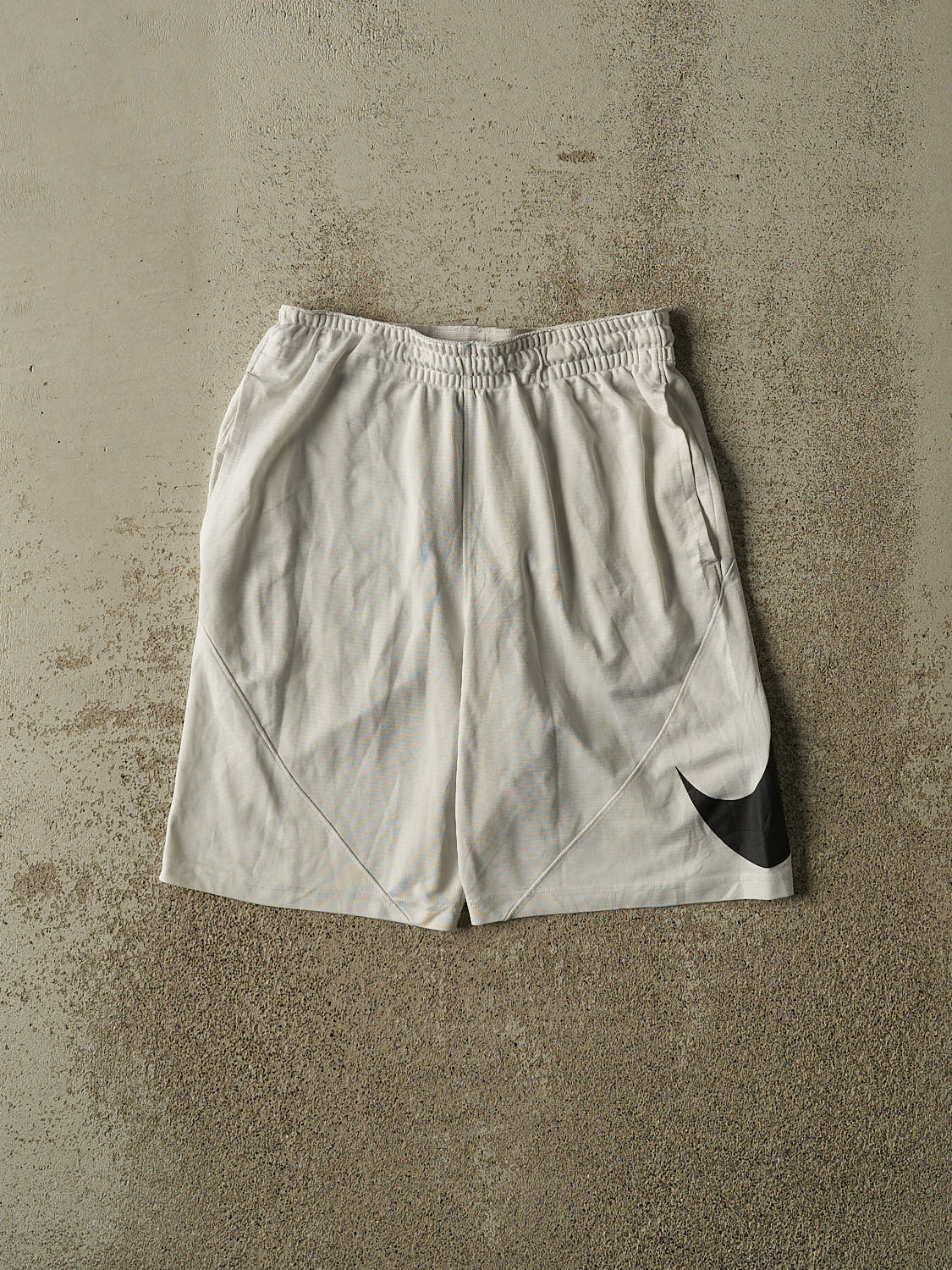 Vintage Y2K White Nike Track Shorts (26x8)