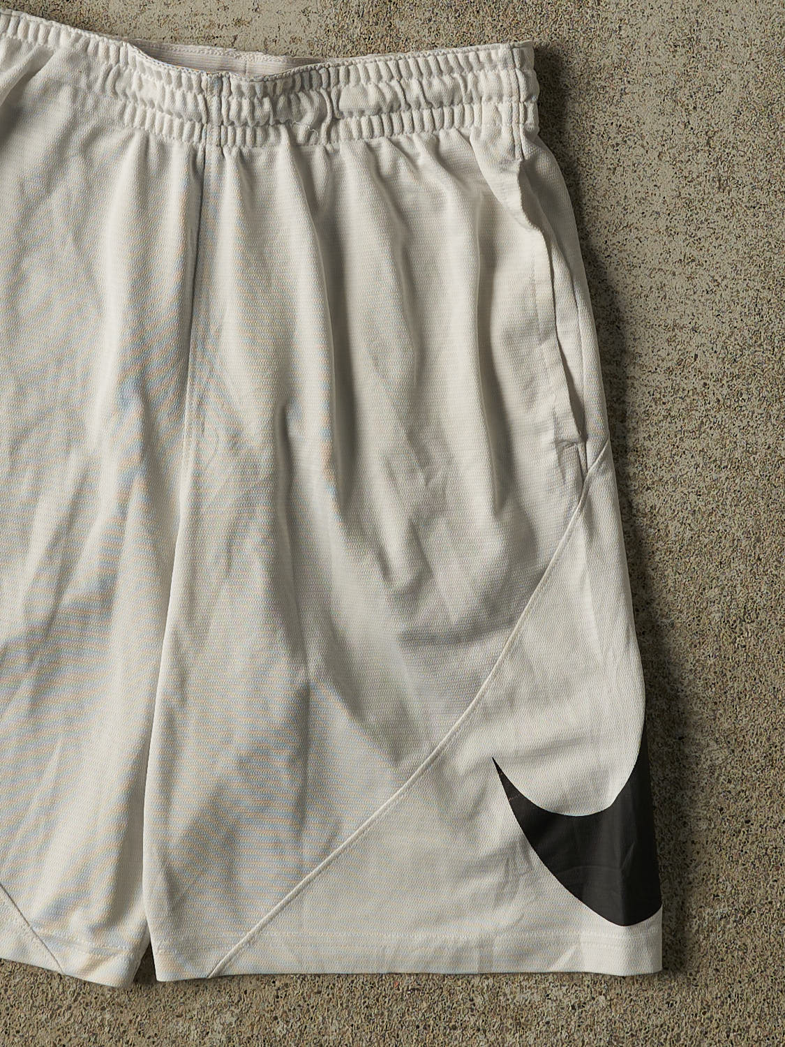 Vintage Y2K White Nike Track Shorts (26x8)
