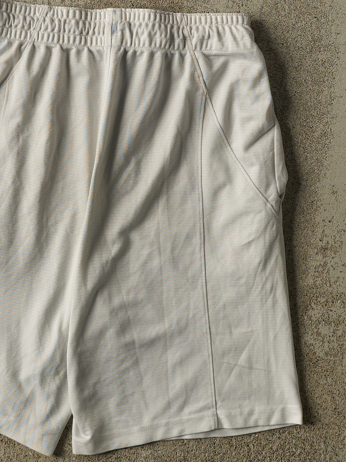 Vintage Y2K White Nike Track Shorts (26x8)