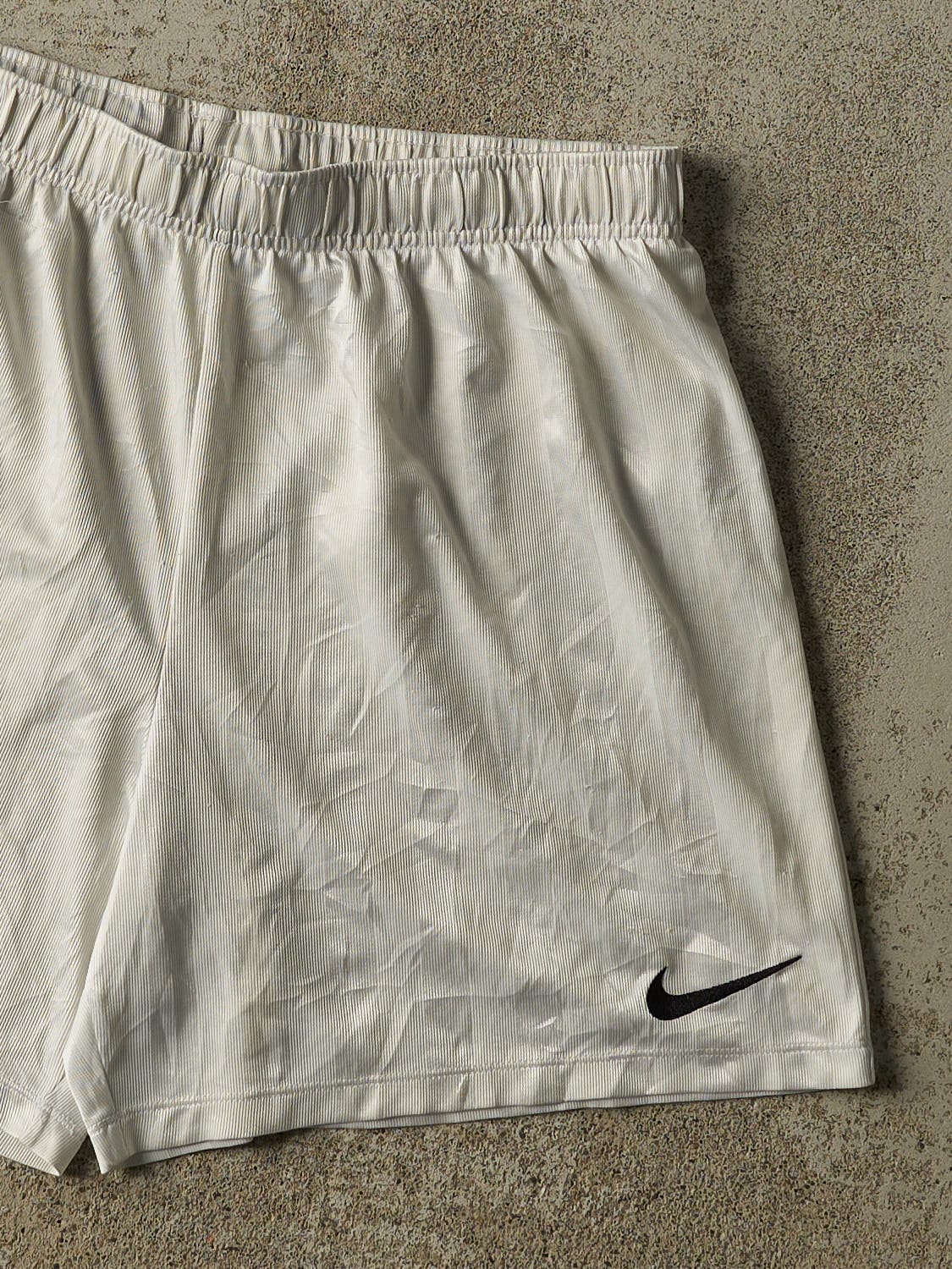 Vintage Y2K White Nike Track Shorts (32x6)