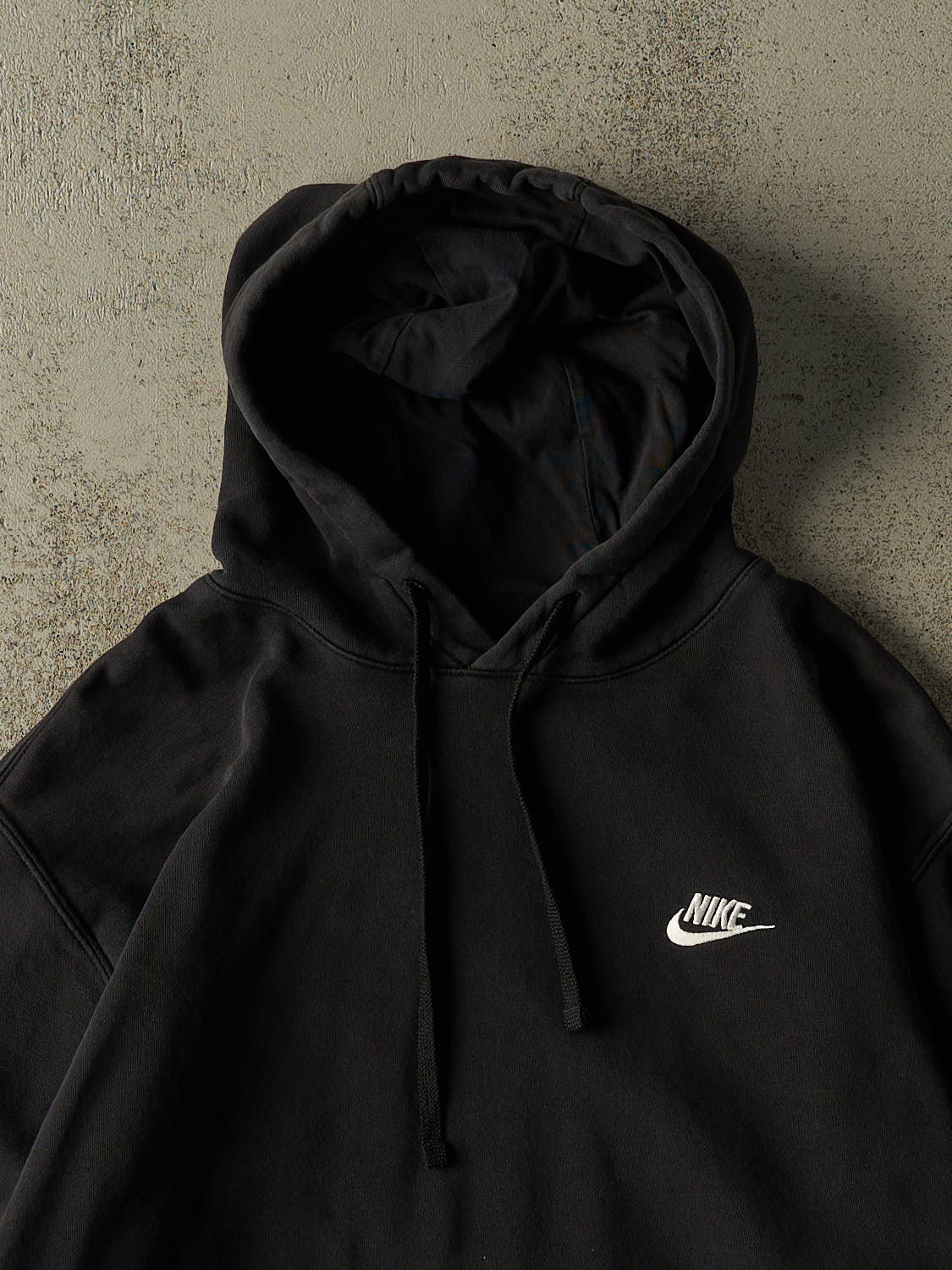 Vintage Y2K Black Nike Embroidered Hoodie (L)