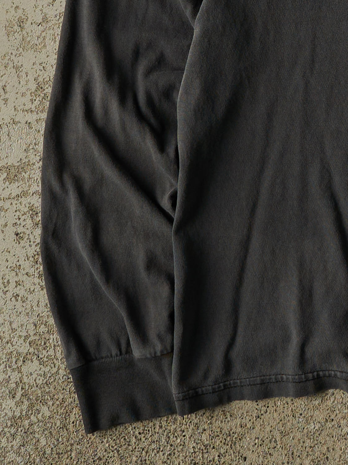 Vintage Y2K Faded Black University of Wyoming Hockey Long Sleeve (XS)