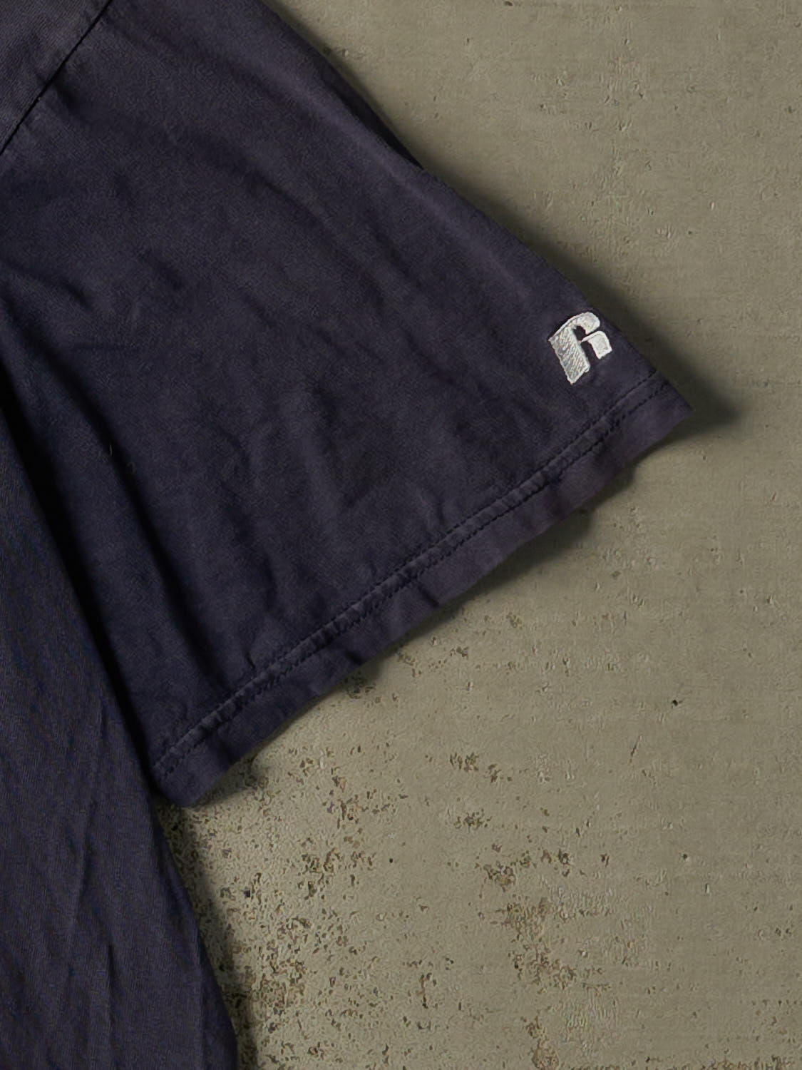 Vintage 90s Sun Faded Navy Russell Athletic Blank Tee (L/XL)