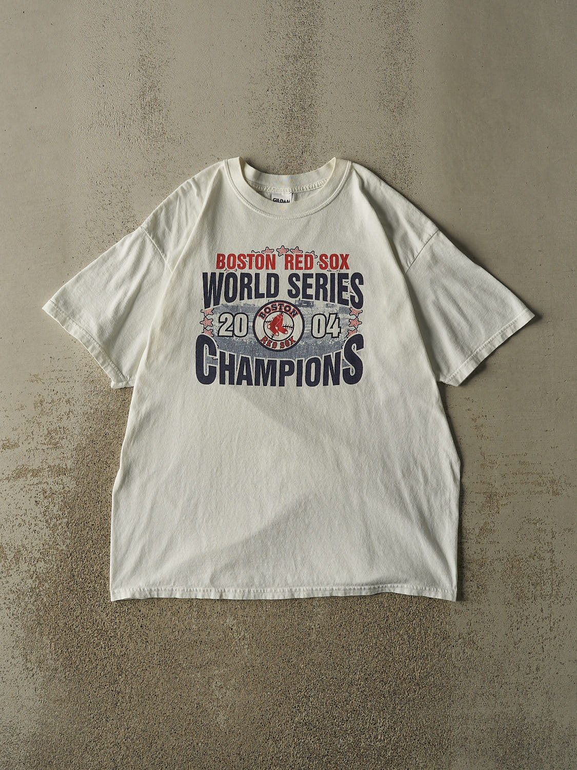 Vintage 04' White Boston Red Sox World Series Champions Tee (L/XL)