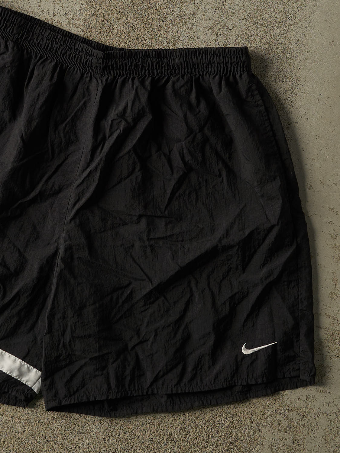 Vintage 80s Black Nike Track Shorts (31x7)