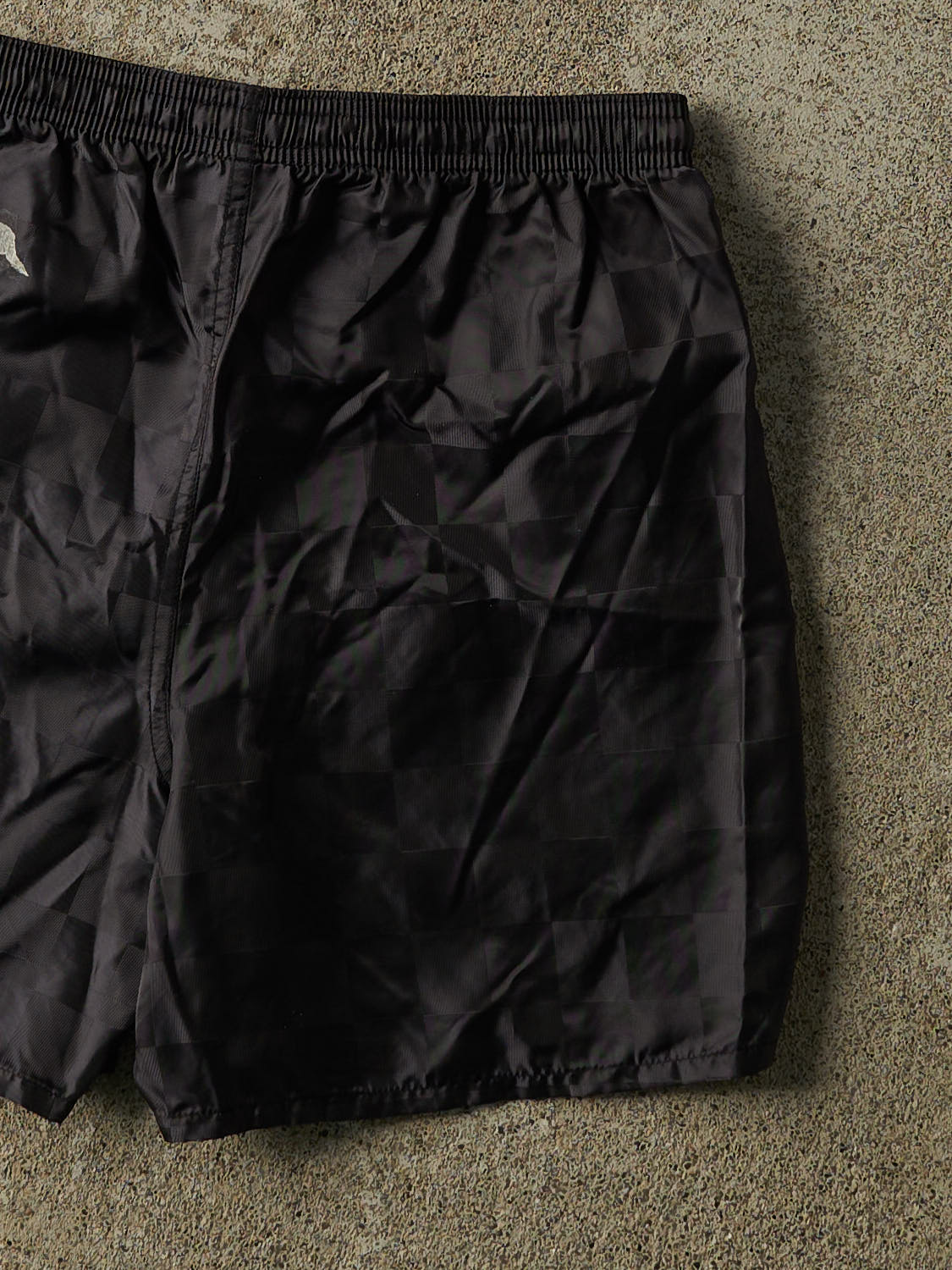 Vintage Y2K Black Umbro Track Shorts (25x5)