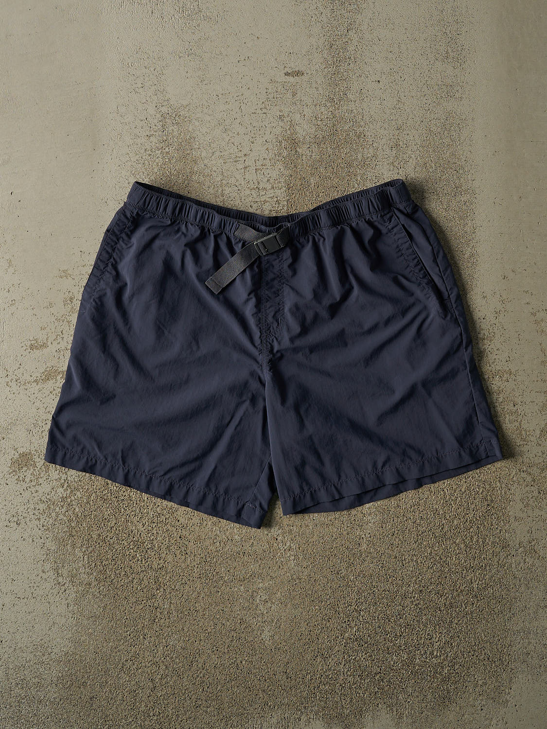 Vintage Y2K Navy Blue Columbia Hiking Track Shorts (36x8)