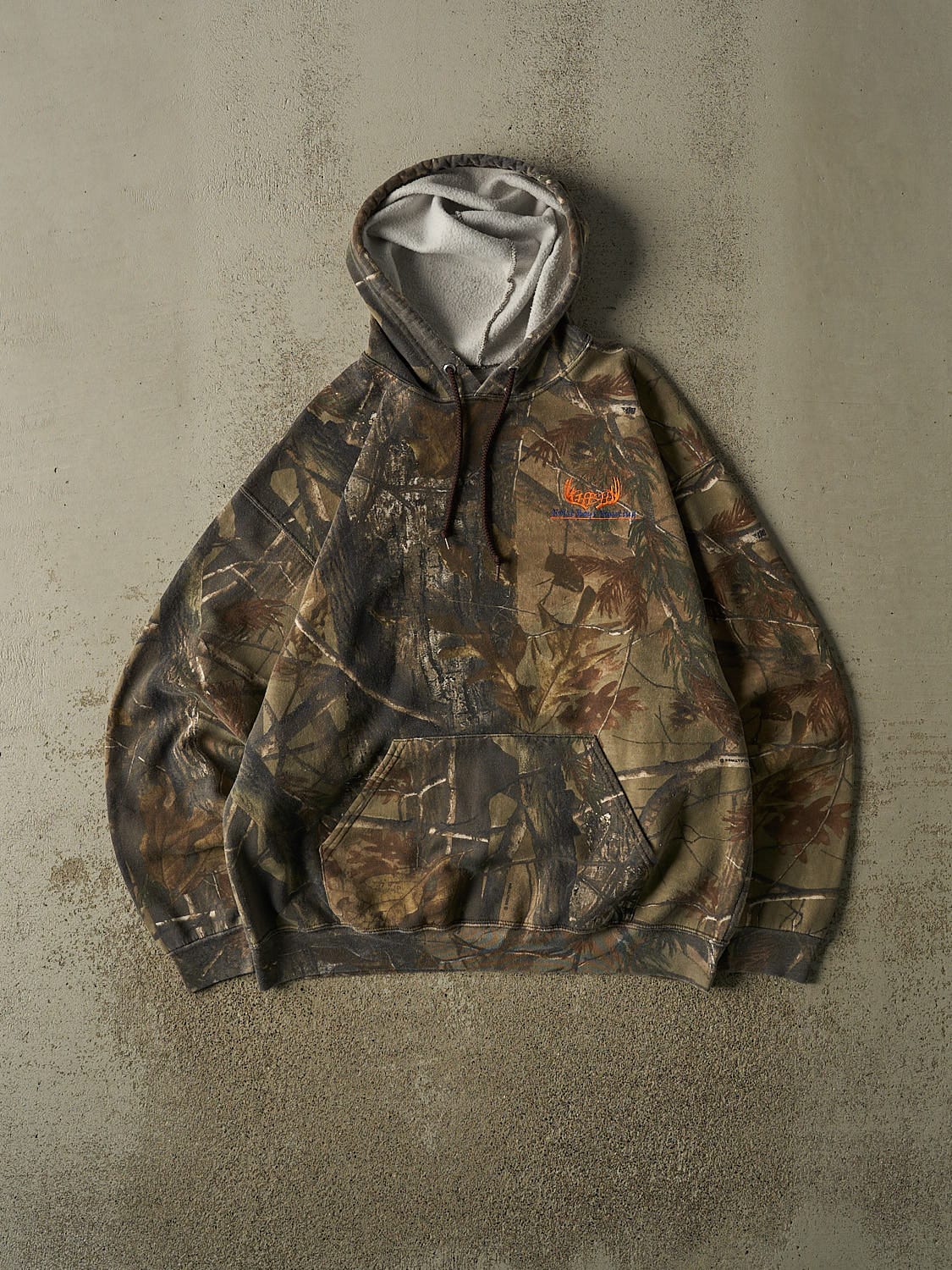 Vintage Y2K Camo Realtree Embroidered Hoodie (L/XL)