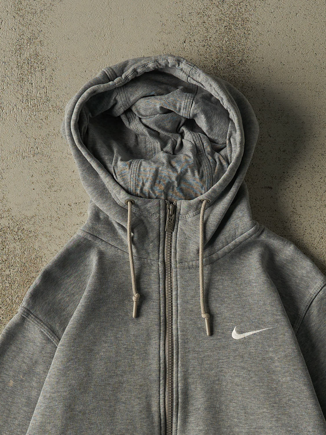 Vintage Y2K Grey Nike Embroidered Zip Up Hoodie (S/M)