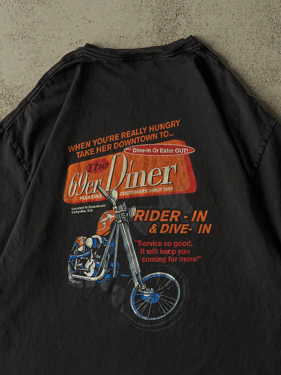 Vintage Y2K Faded Black 69er Diner Slogan Tee (L/XL)
