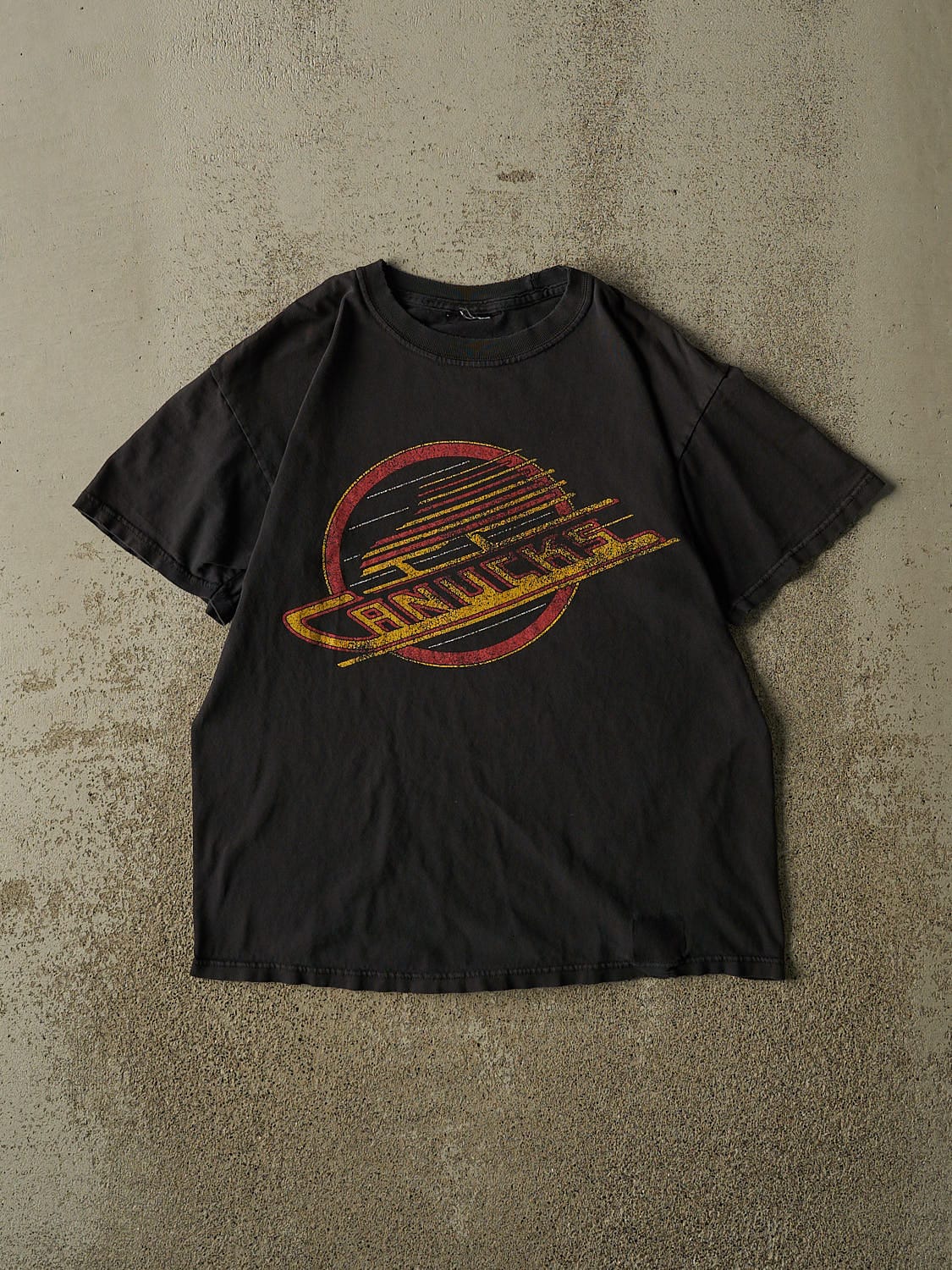 Vintage Y2K Faded Black Vancouver Canucks #10 Bure Tee (S)