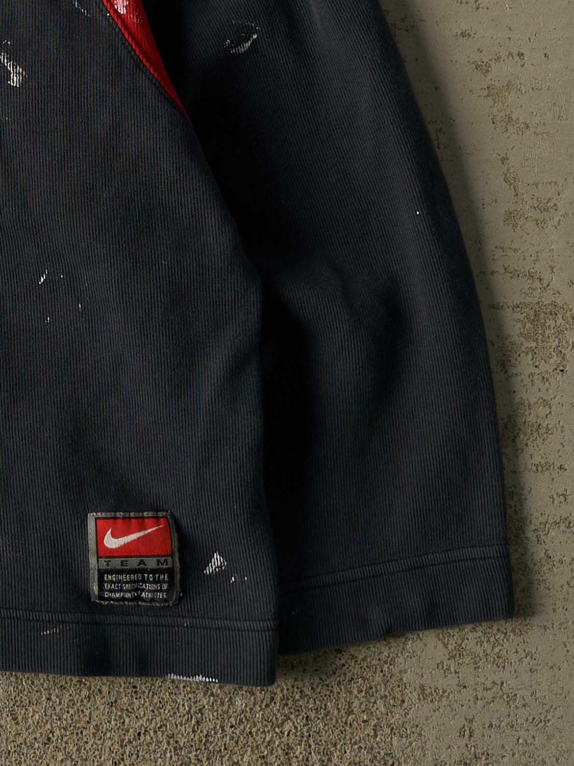 Vintage Y2K Faded Black Nike Philadelphia 76ers Thermal Long Sleeve (L)