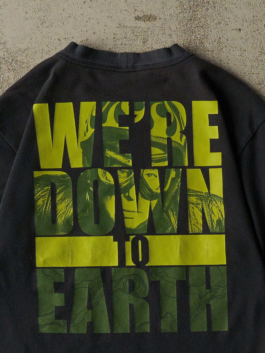 Vintage Y2K Faded Black Columbia "We're Down To Earth" Textured Tee (S/M)