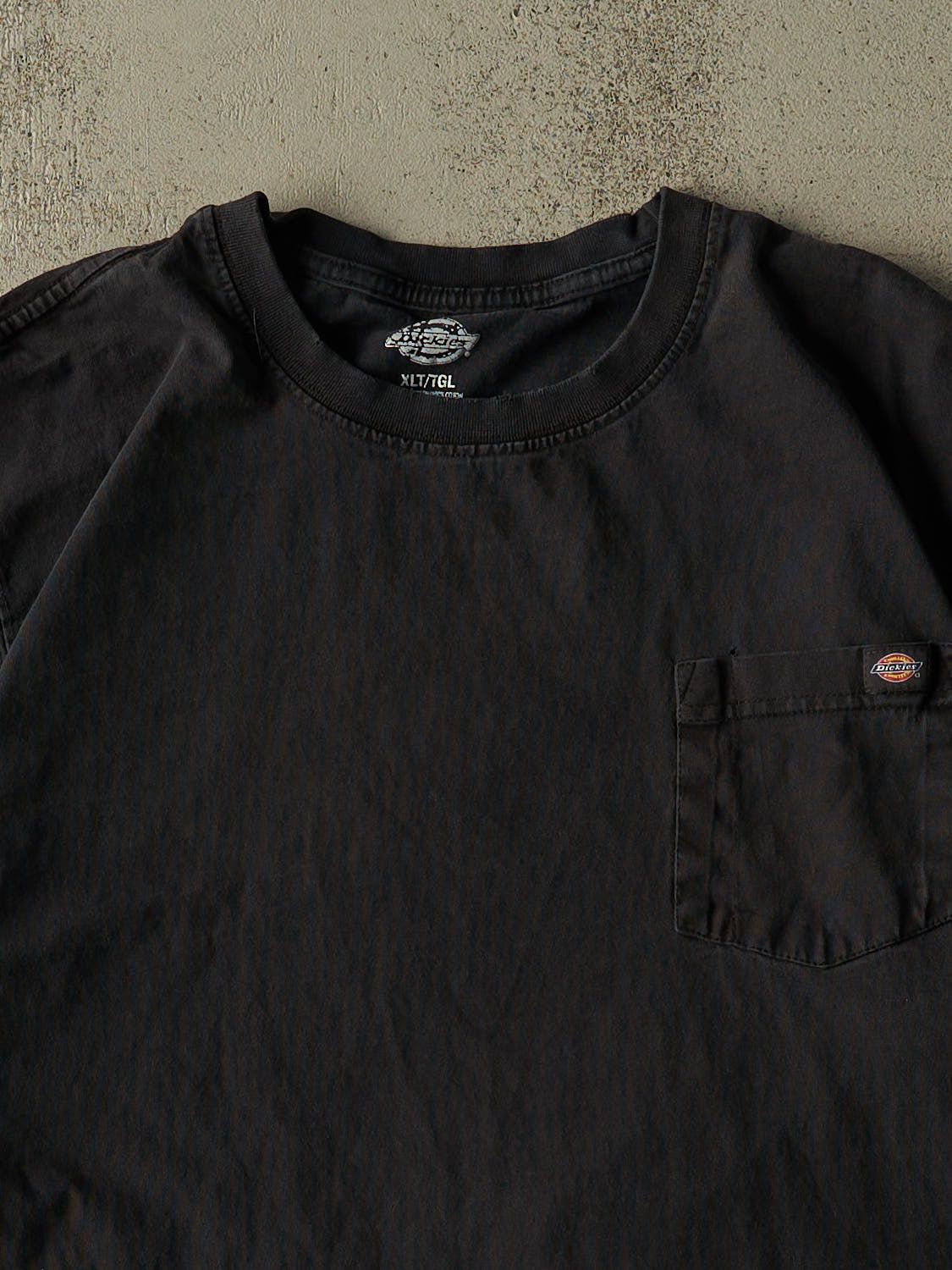 Vintage Y2K Faded Black Dickies Embroidered Pocket Tee (XL/XXL)