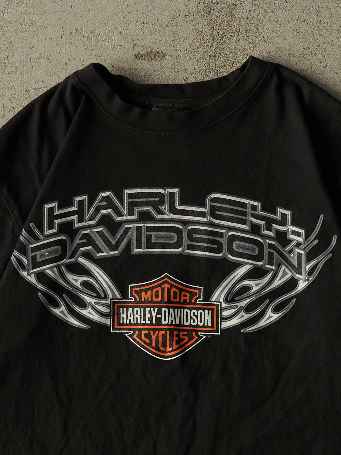 Vintage Y2K Black Harley Davidson Logo Tee (S/M)