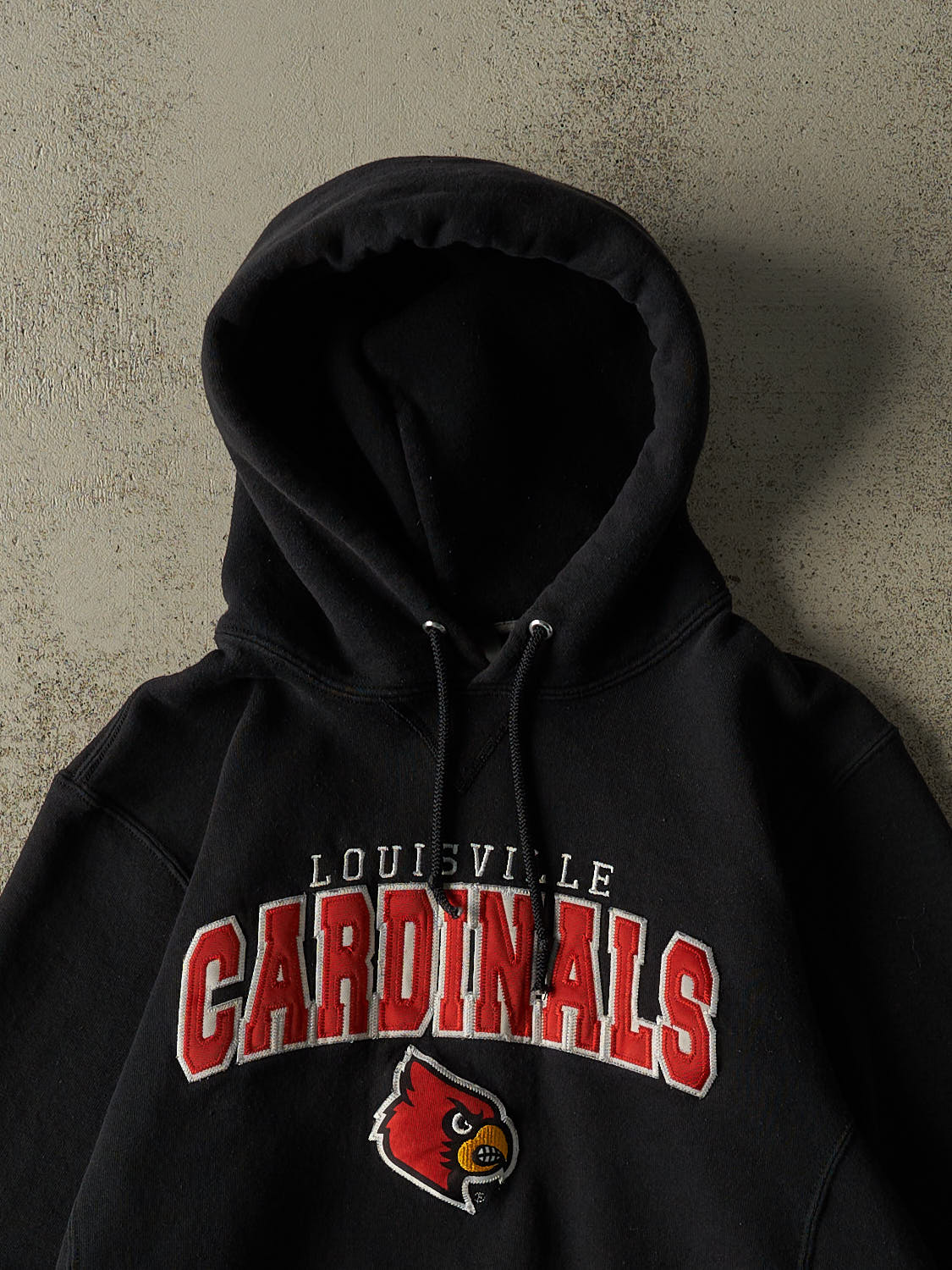 Vintage Y2K Black Russell Athletic Louisville Cardinals Embroidered Hoodie (S)