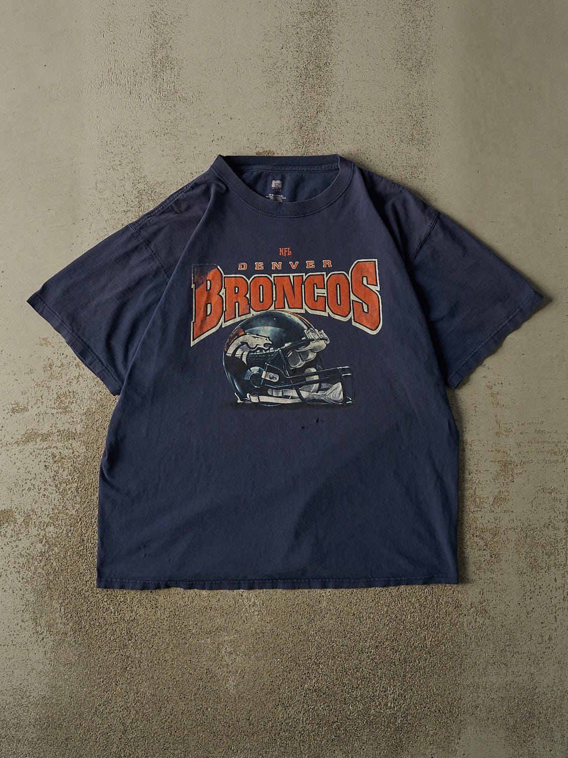Vintage Y2K Navy Blue Denver Broncos Tee (XL)