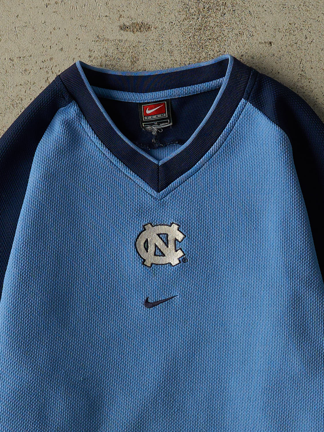 Vintage Y2K Blue University of North Carolina Nike Textured Long Sleeve (S/M)