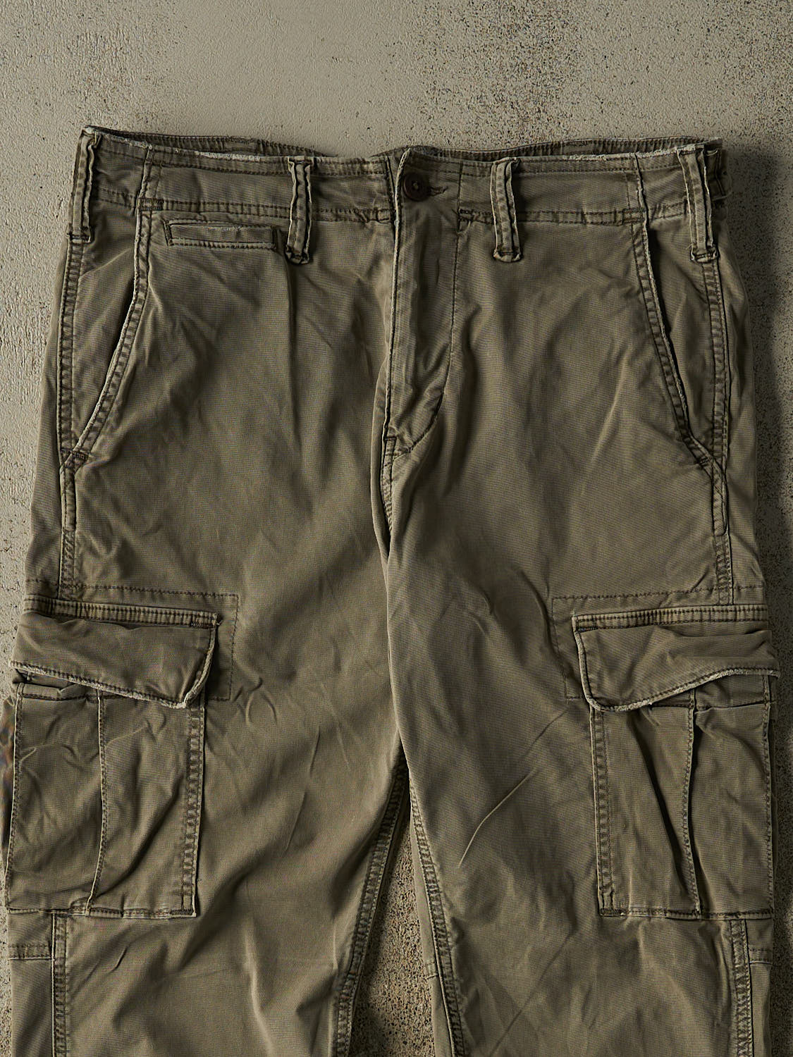 Vintage Y2K Green American Eagle Cargo Pants (32x26)