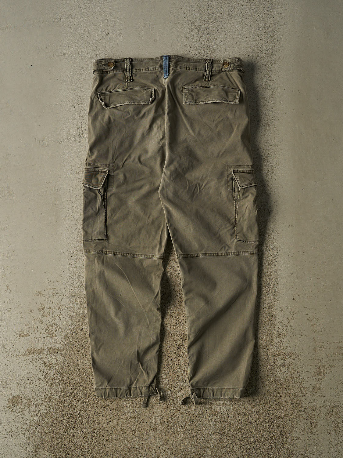 Vintage Y2K Green American Eagle Cargo Pants (32x26)