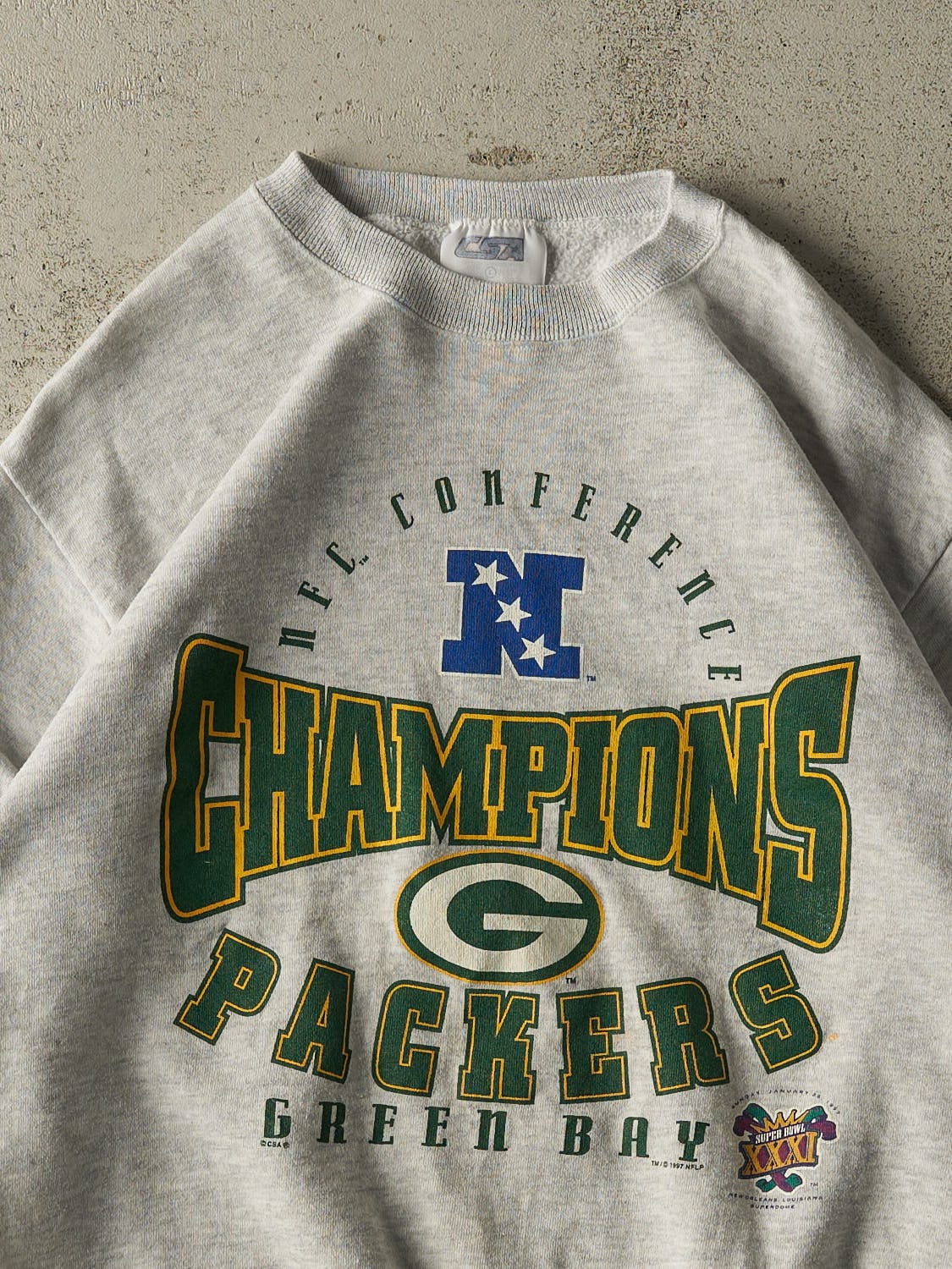 Vintage 97' Heather Grey Green Bay Packers NFC Champions Crewneck (M/L)