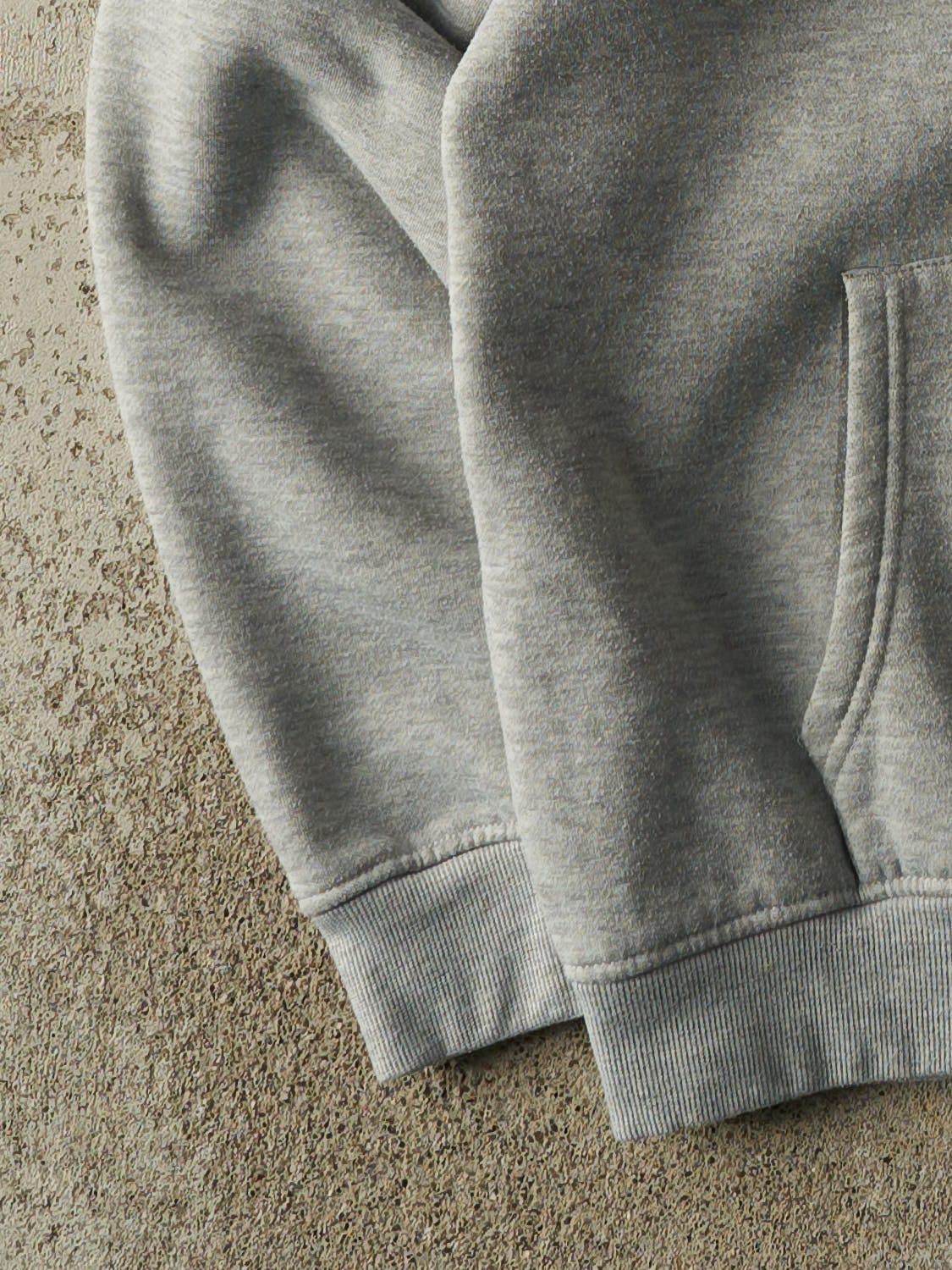 Vintage Y2K Grey Mercedes Benz AMG Formula One Team Hoodie (M/L)