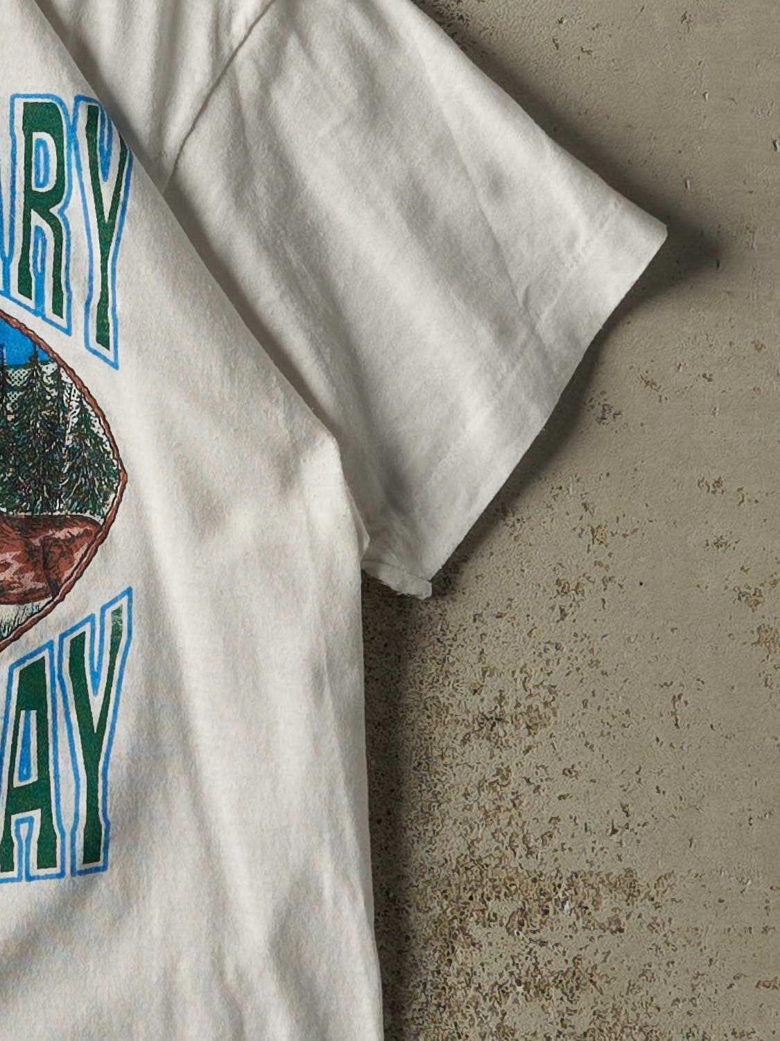 Vintage 92' White Alaska Highway Tee (M)
