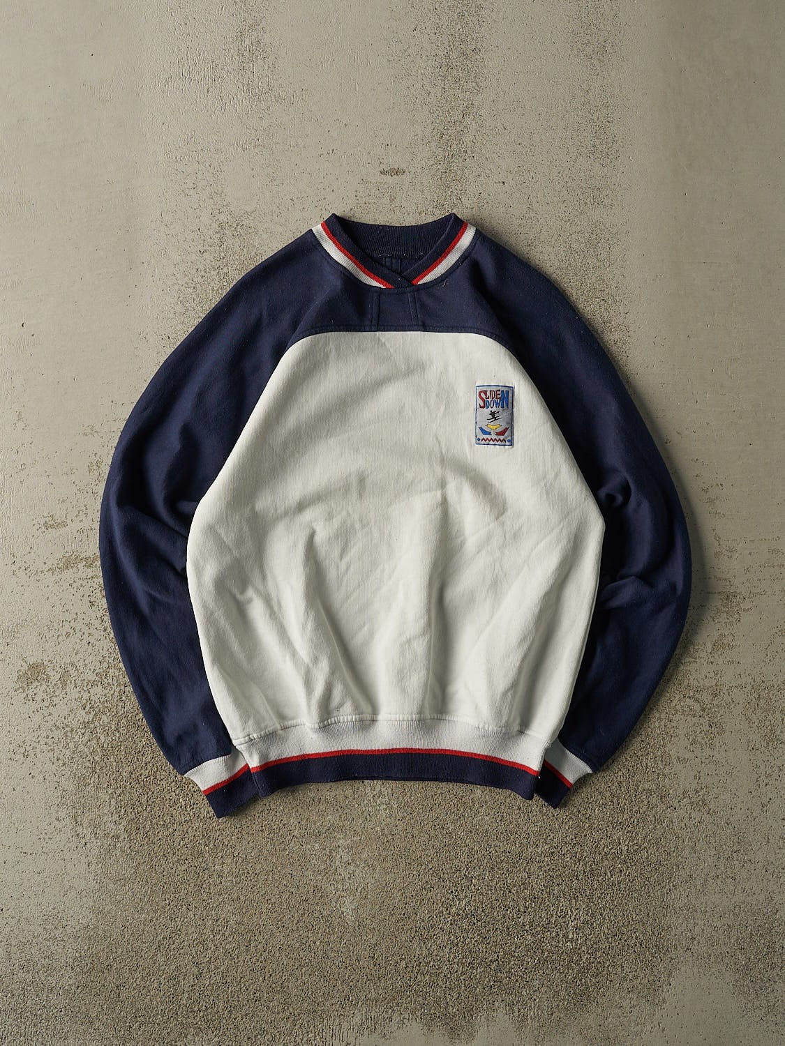 Vintage 80s Navy Blue & White Slide Down Skiing Crewneck (M/L)
