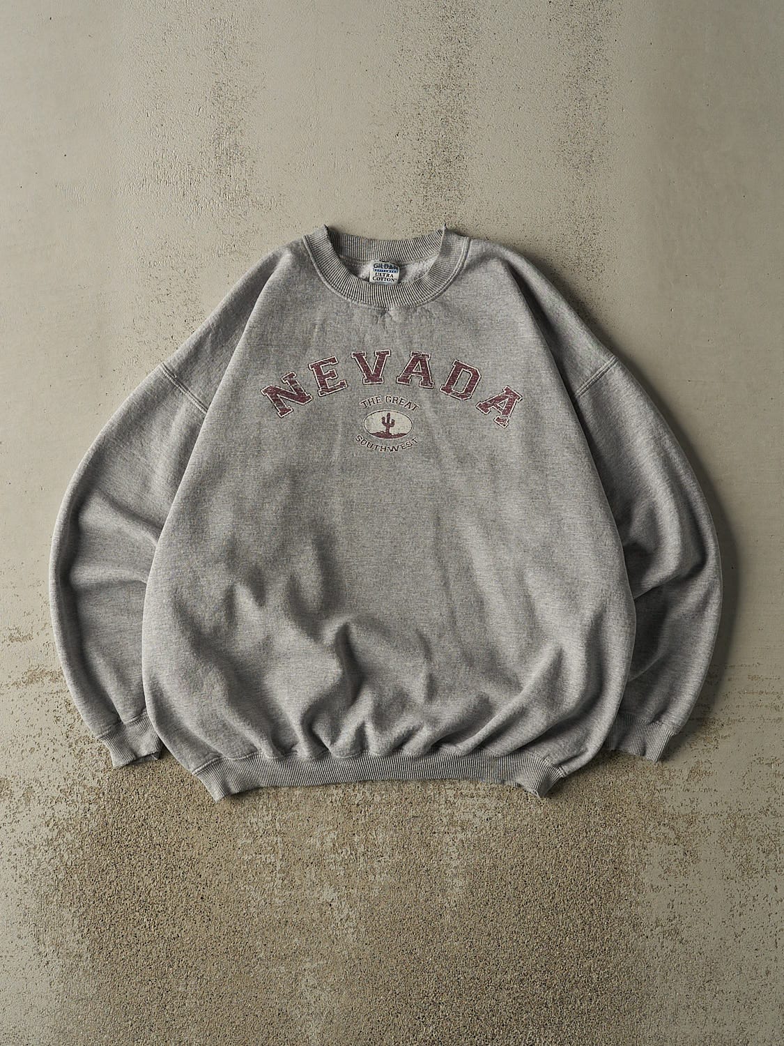 Vintage Y2K Grey Nevada Crewneck (L/XL)