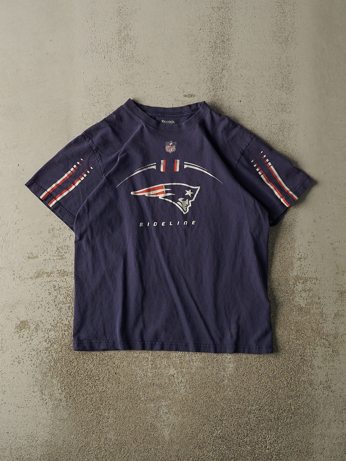 Vintage Y2K Navy Blue New England Patriots Tee (M)