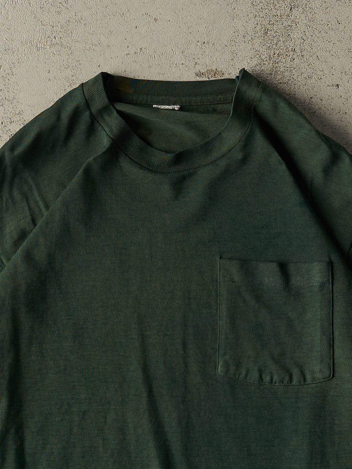 Vintage 80s Sun Faded Green Blank Pocket Ohio Construction Tee (L)