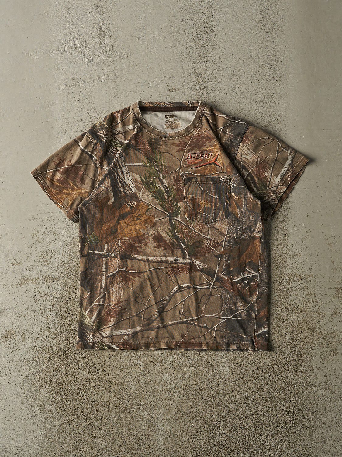 Vintage Y2K Camo A-lert Construction Pocket Tee (XS/S)