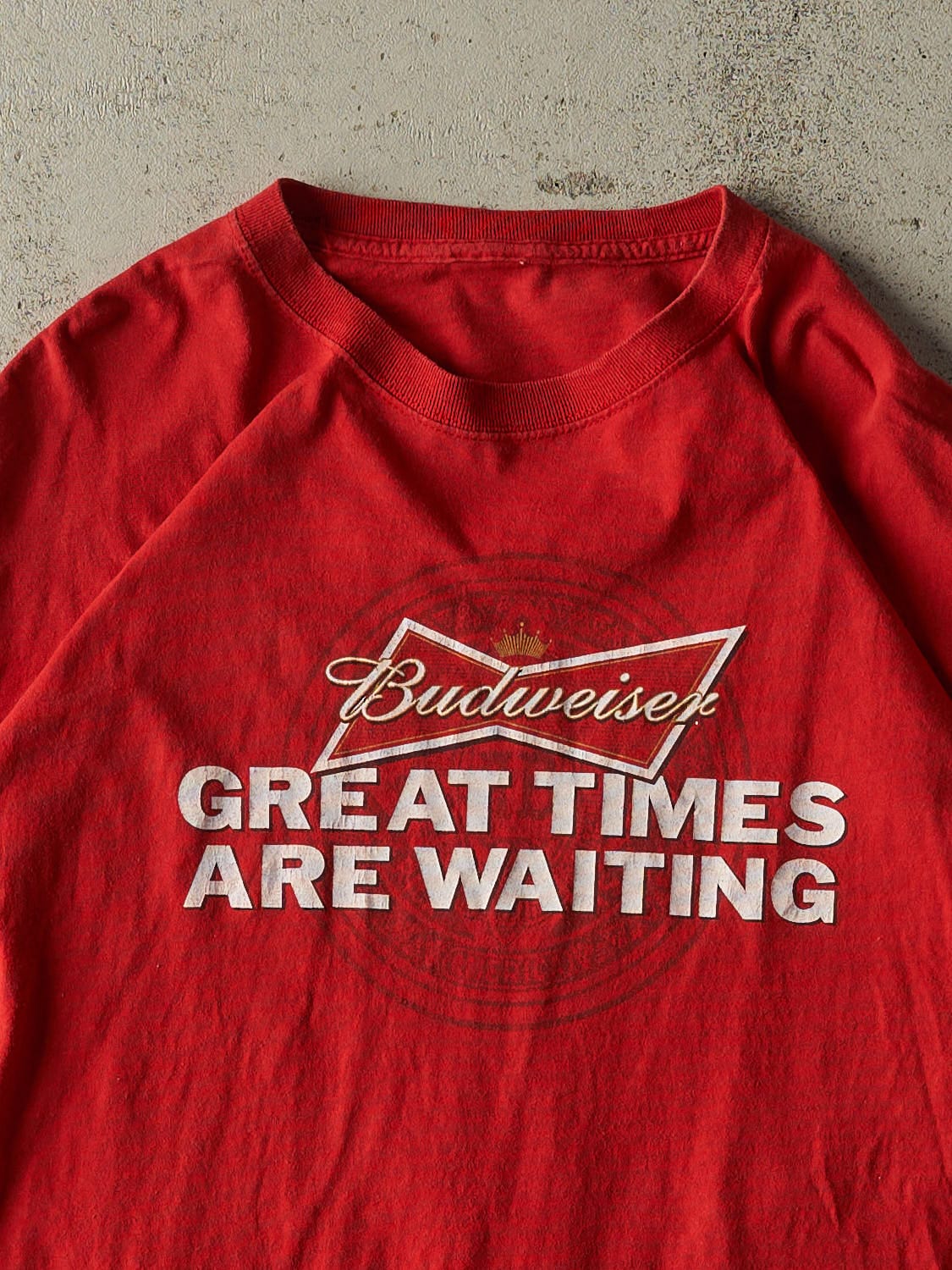 Vintage Y2K Red Budweiser "Great Times Are Waiting" Tee (L/XL)