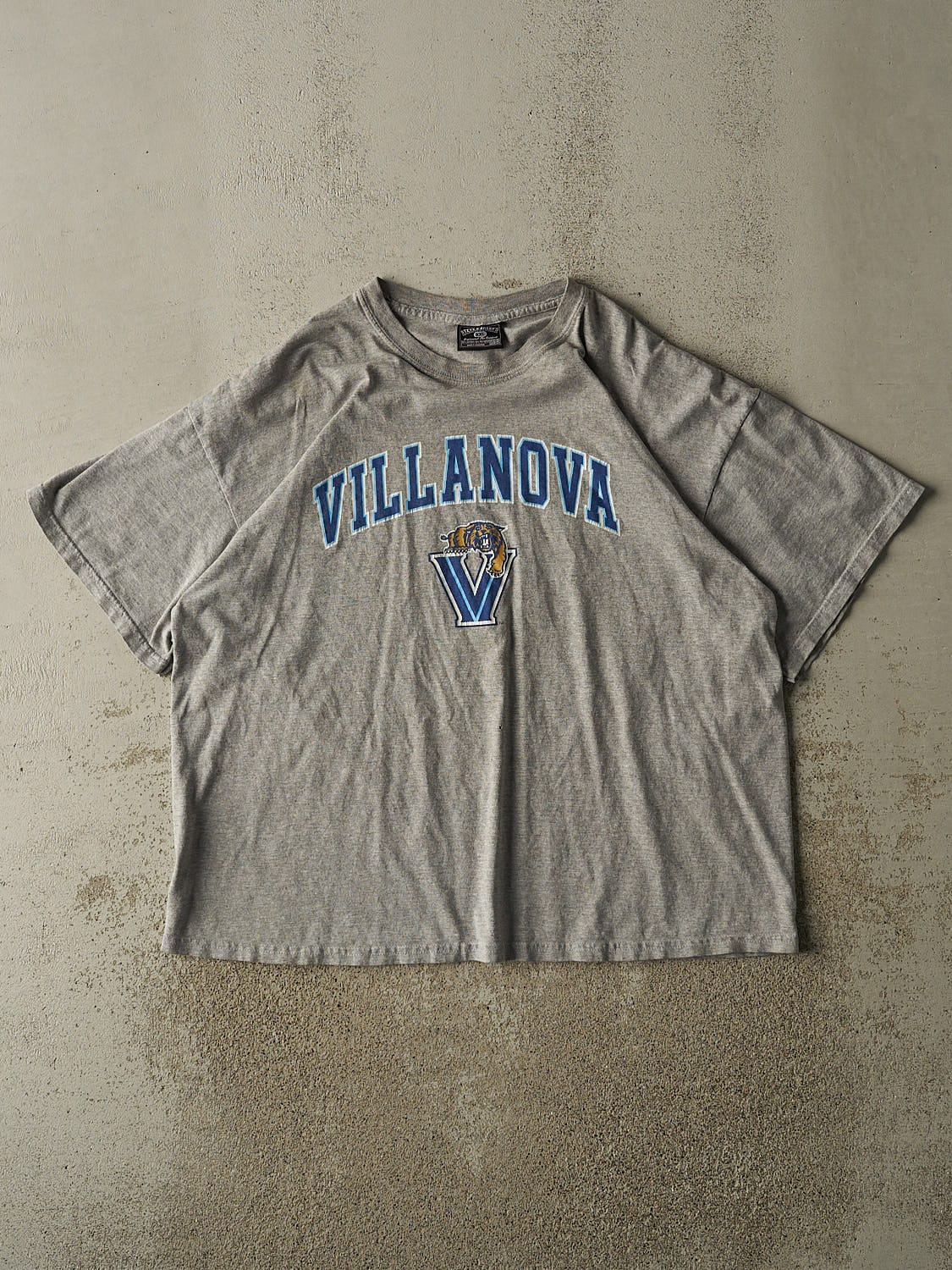 Vintage 90s Grey Villanova University Tee (XL/XXL)